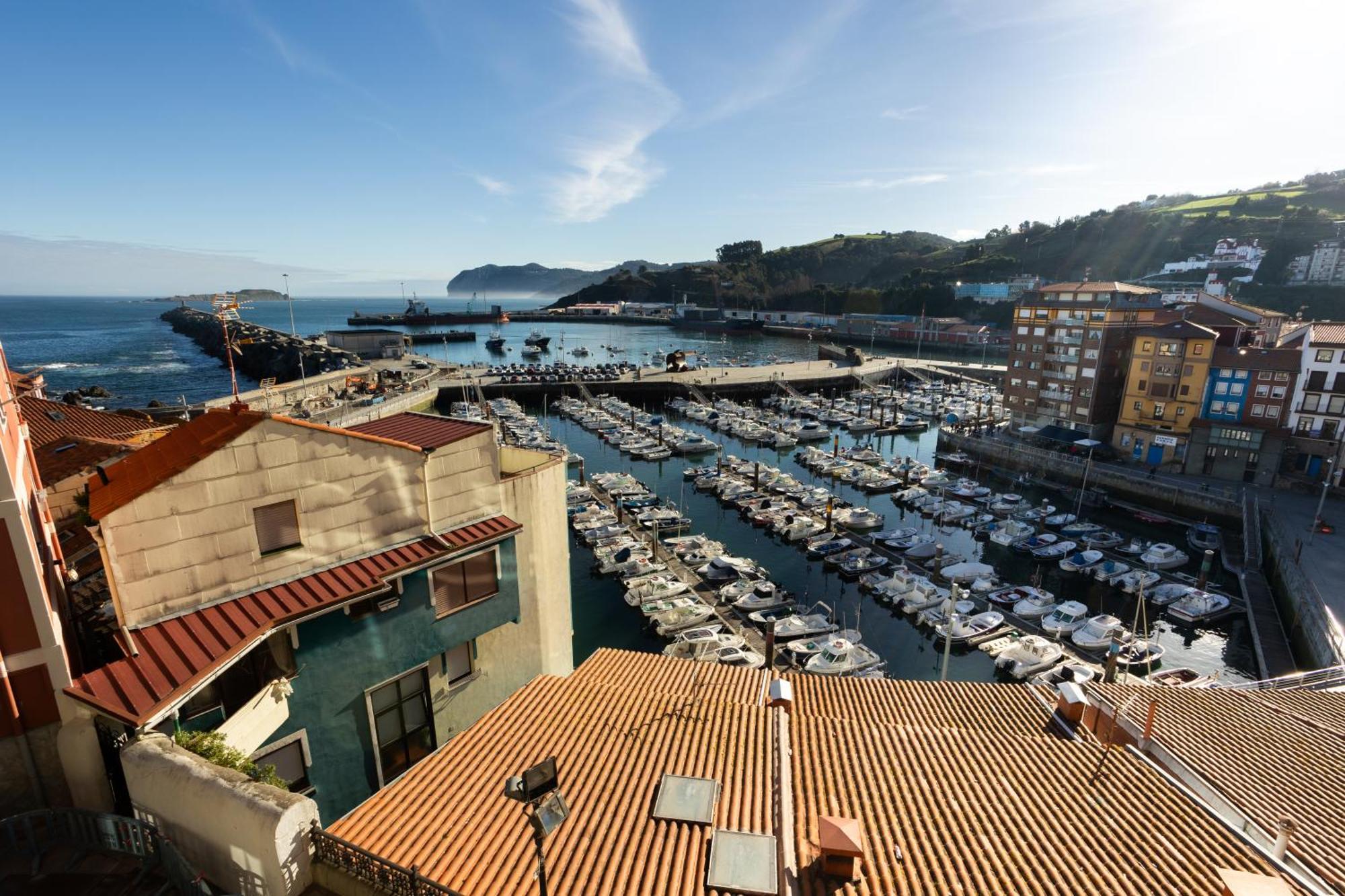 Apartamentos Bermeo, Museoa Eksteriør billede